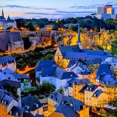 Проживание в семье Belle Maison - Tres Proche Du Luxembourg Hayange