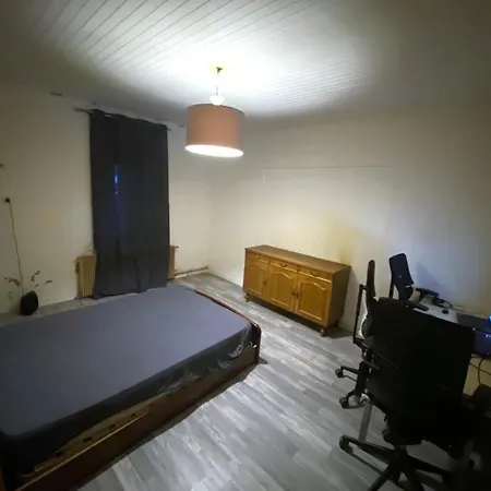 Belle Maison - Tres Proche Du Luxembourg Проживание в семье