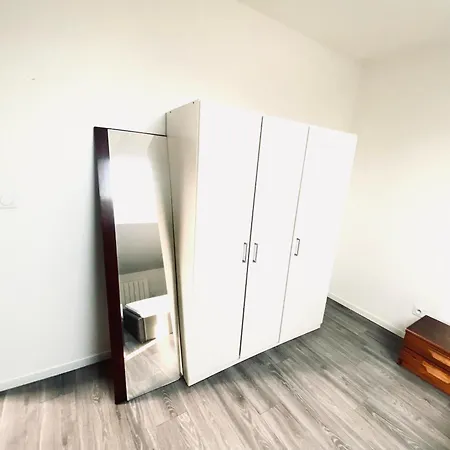 Проживание в семье Belle Maison - Tres Proche Du Luxembourg *