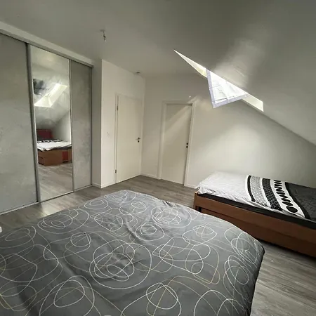 Belle Maison - Tres Proche Du Luxembourg Проживание в семье *